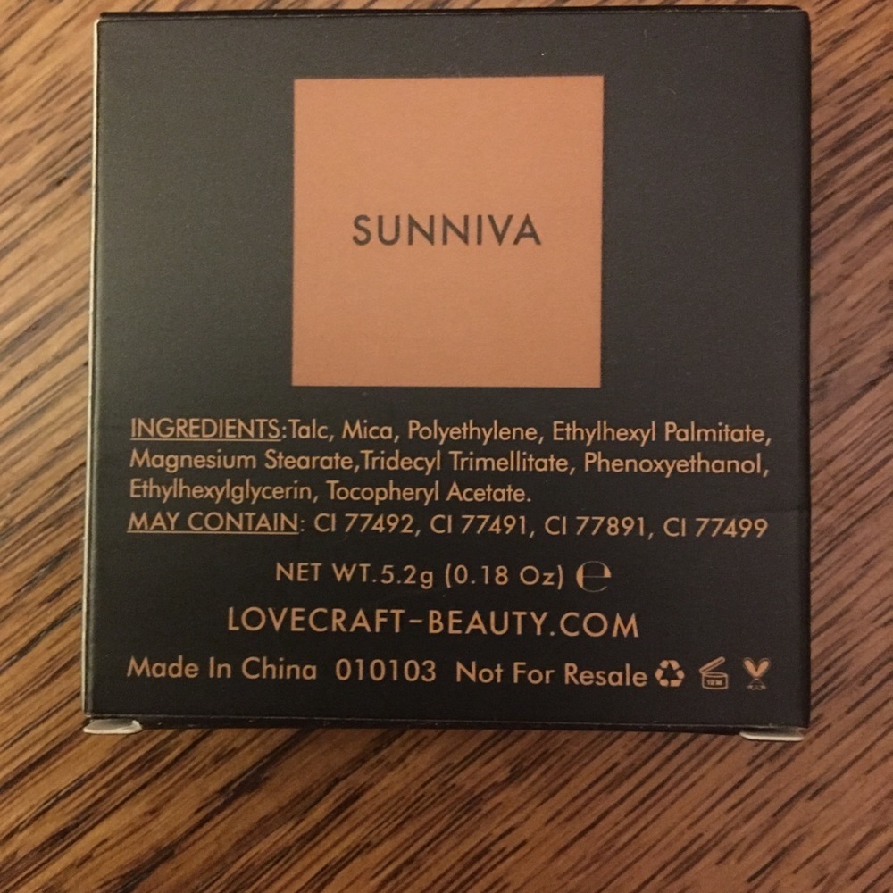 Bronzer - Picture 2 of 3